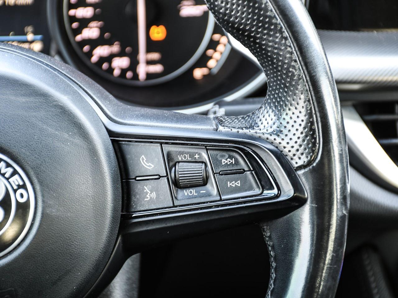 2021 Alfa Romeo Stelvio Ti Sport AWD Photo