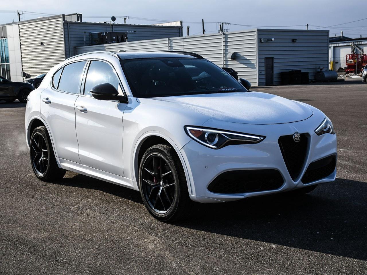 2021 Alfa Romeo Stelvio Ti Sport AWD Photo4