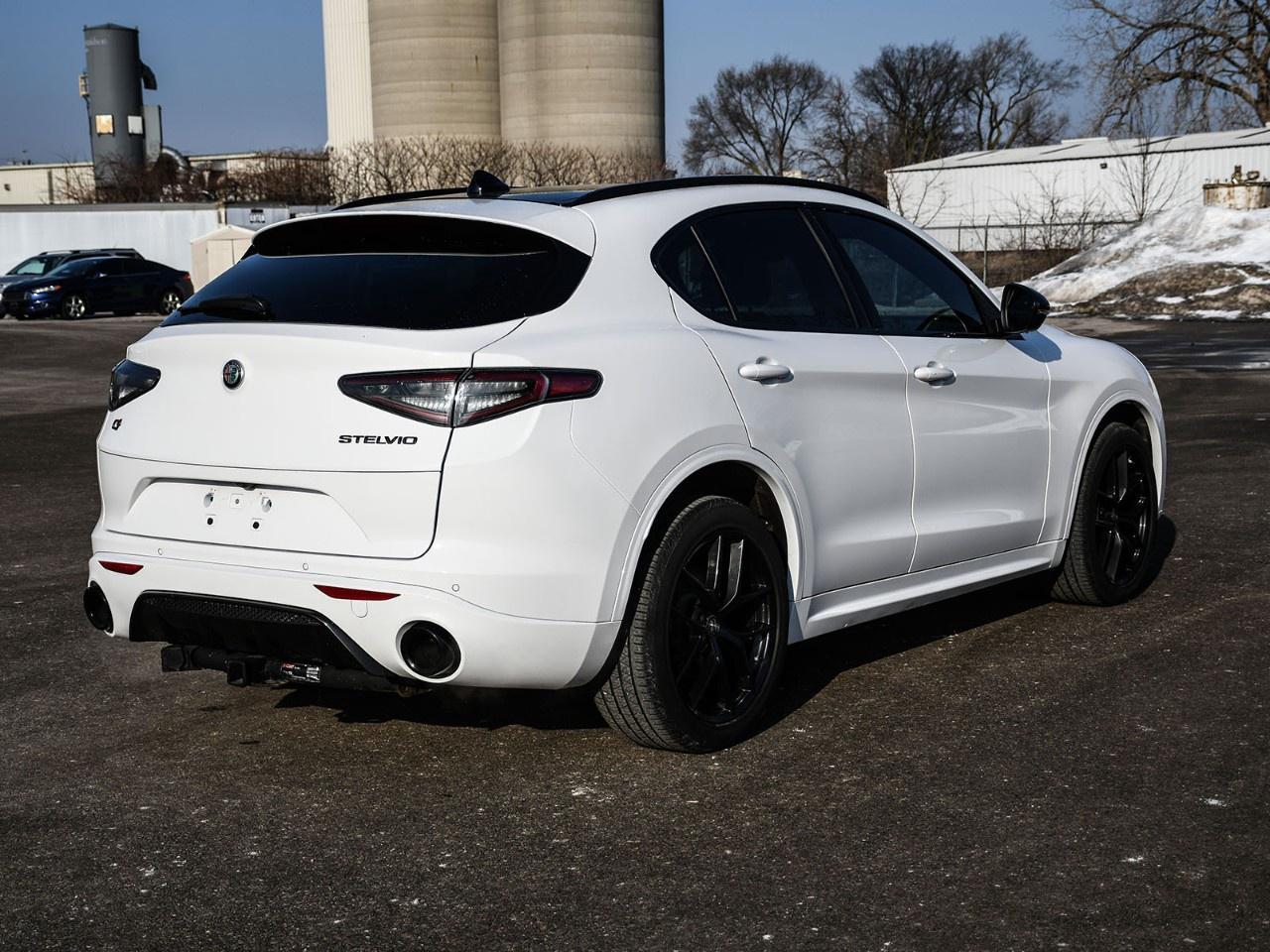2021 Alfa Romeo Stelvio Ti Sport AWD Photo