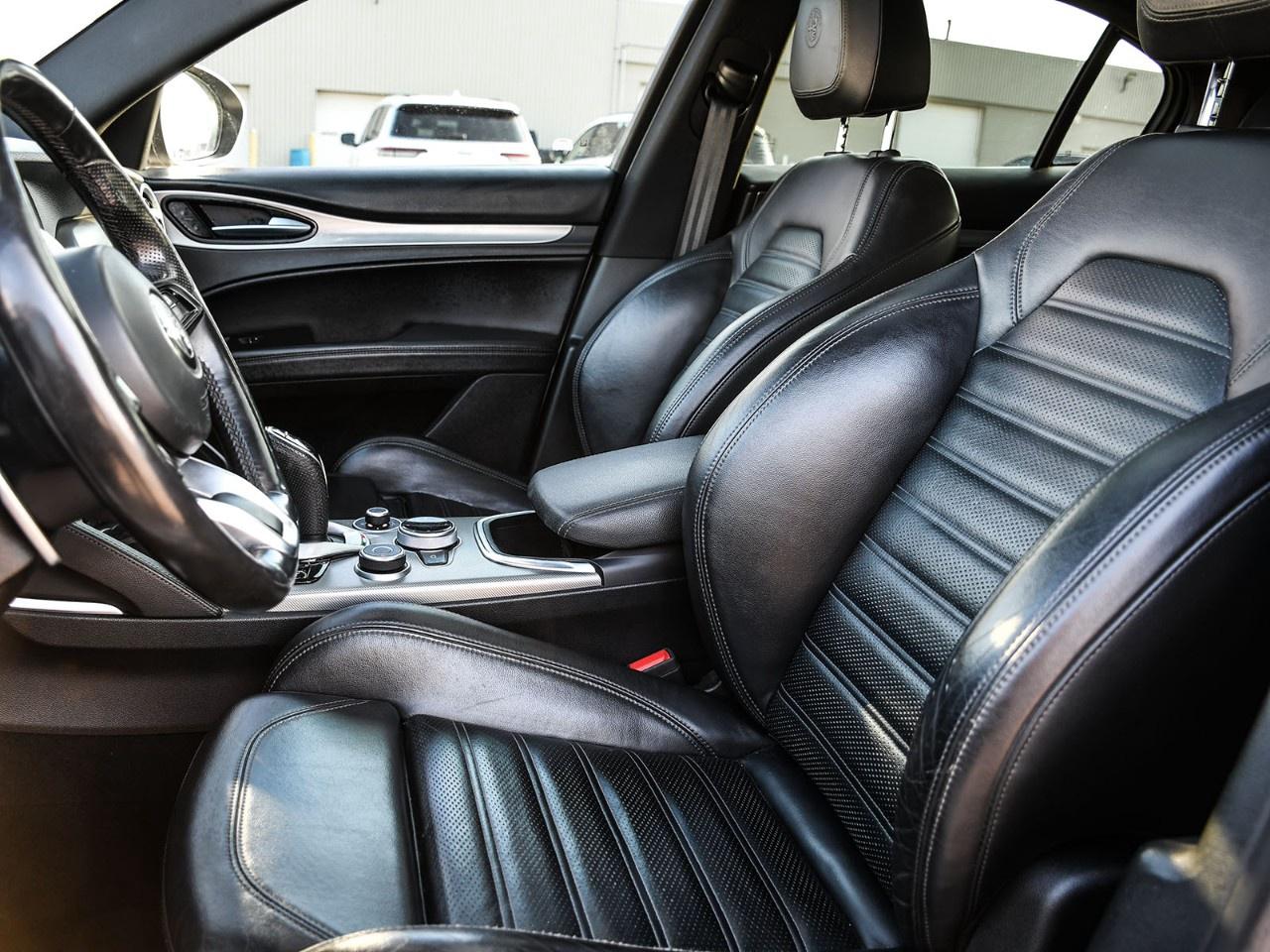 2021 Alfa Romeo Stelvio Ti Sport AWD Photo