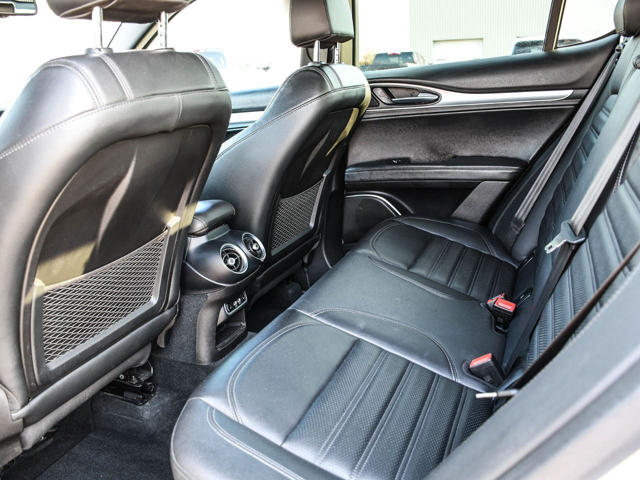 2021 Alfa Romeo Stelvio Ti Sport AWD Photo