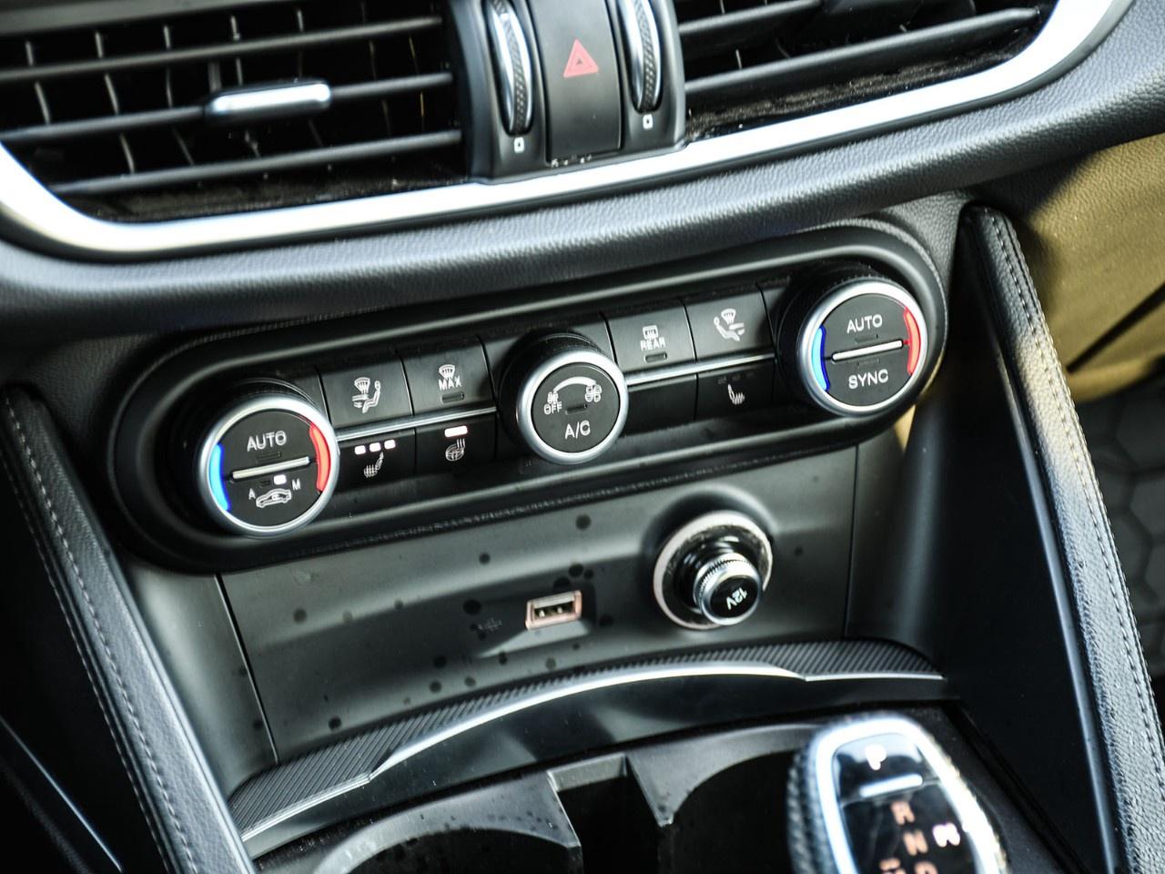 2021 Alfa Romeo Stelvio Ti Sport AWD Photo