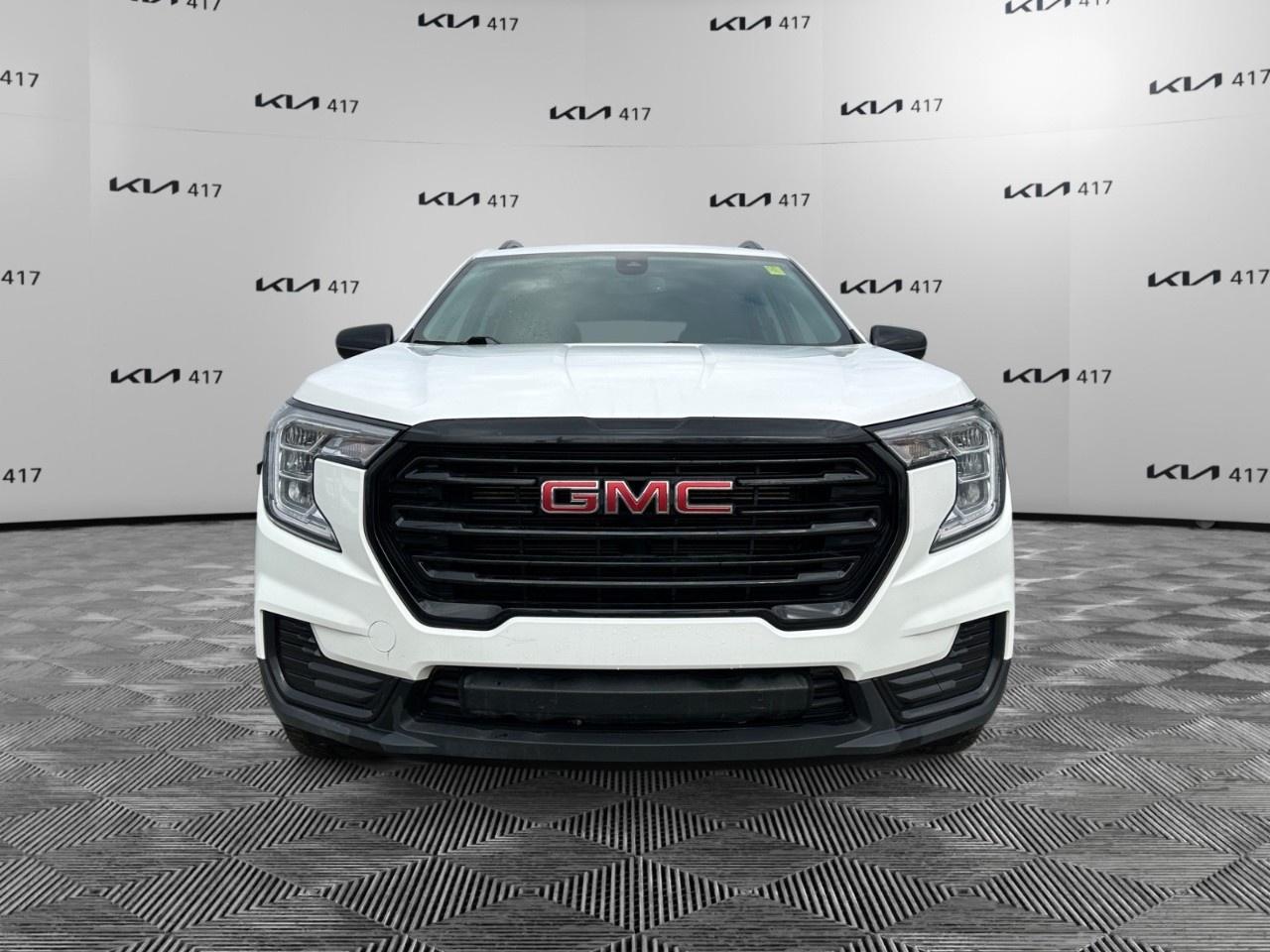 2023 GMC Terrain AWD SLE Photo