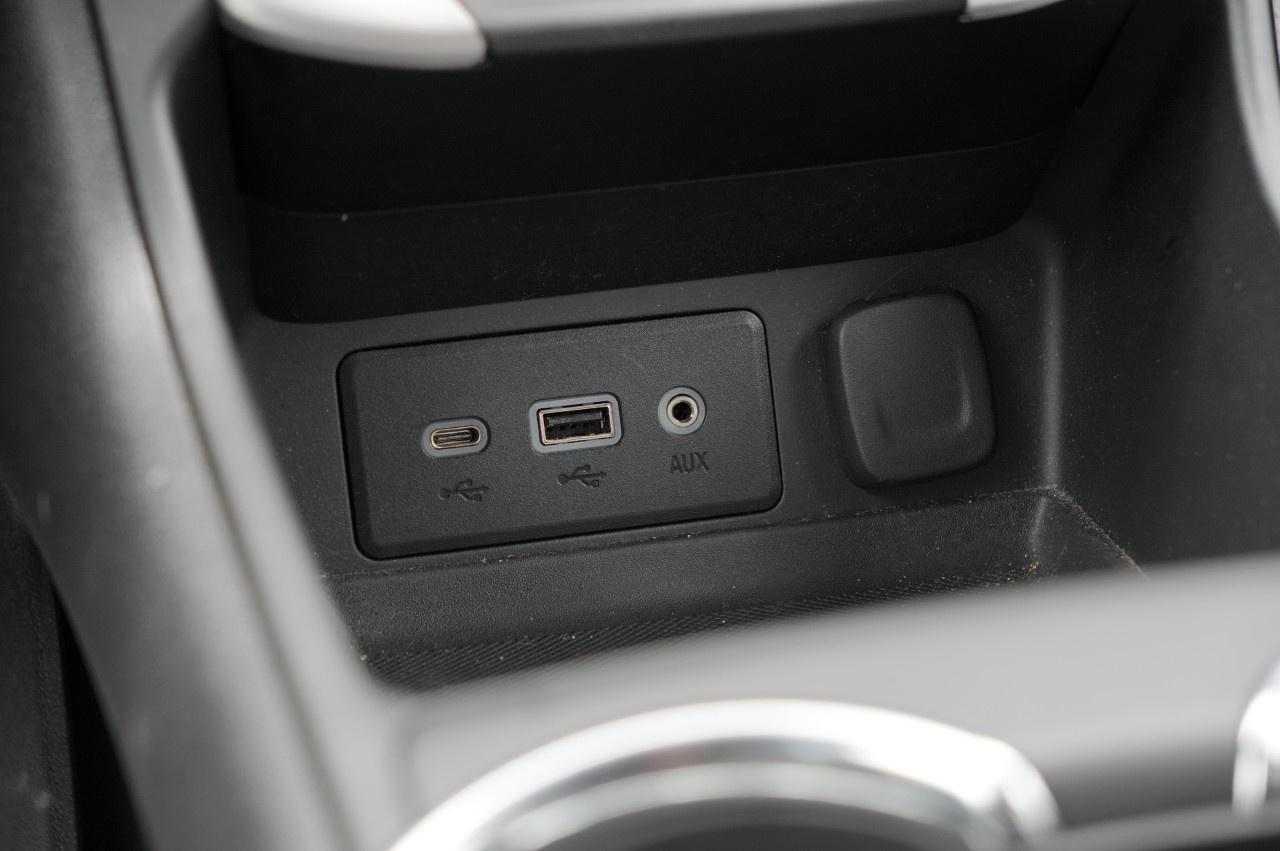 2023 GMC Terrain AWD SLE Photo