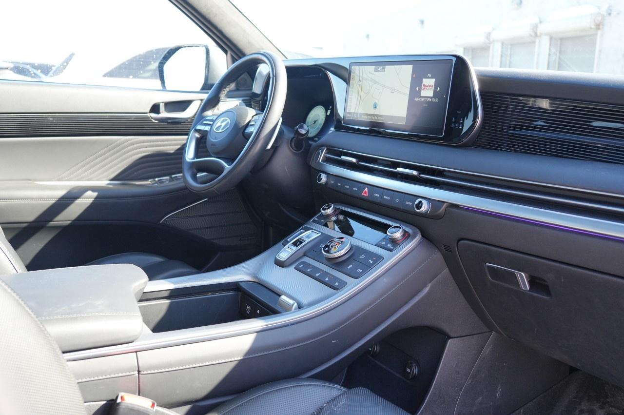 2024 Hyundai PALISADE Ultimate Calligraphy 7-Passenger AWD Photo