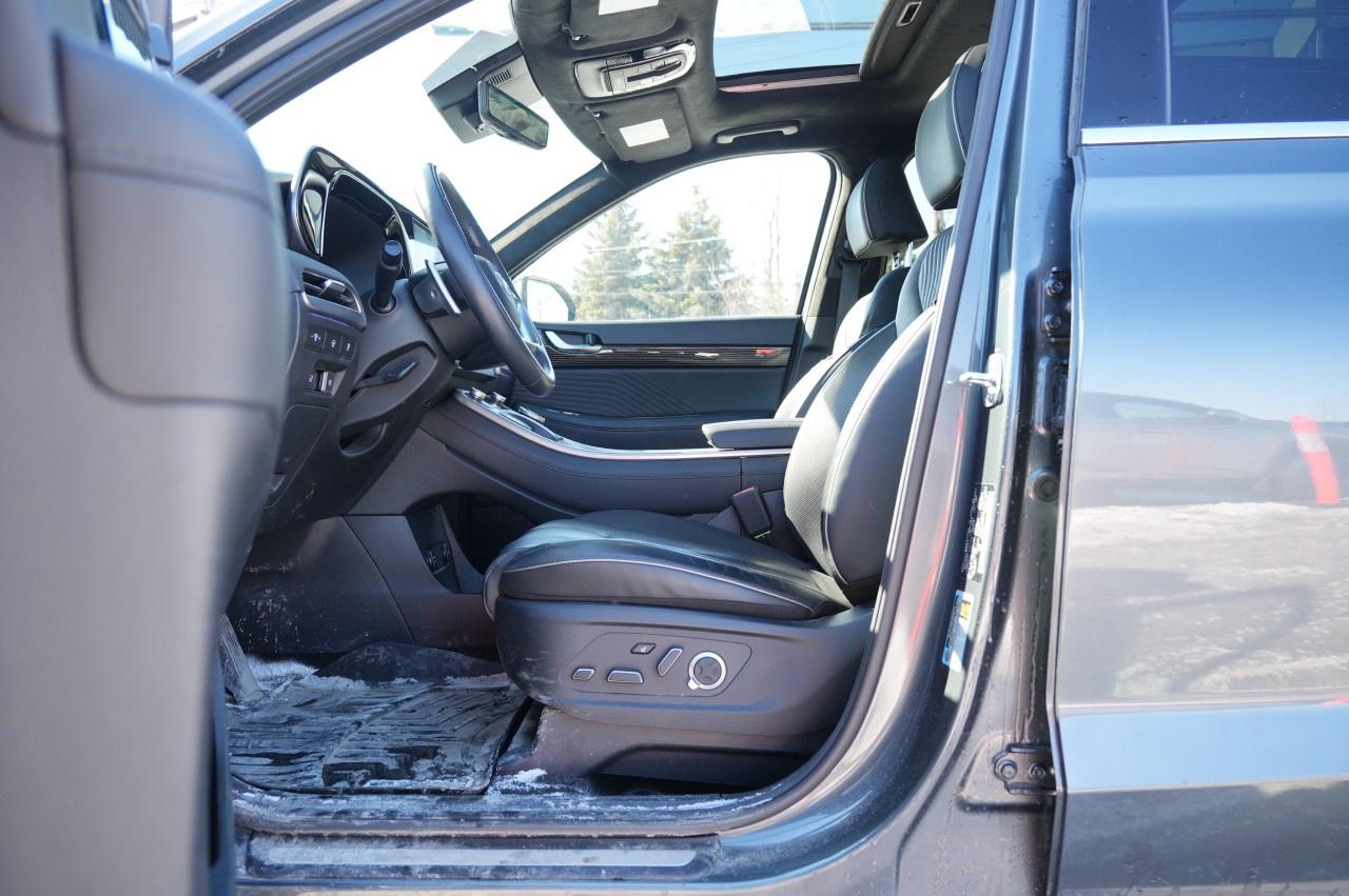2024 Hyundai PALISADE Ultimate Calligraphy 7-Passenger AWD Photo