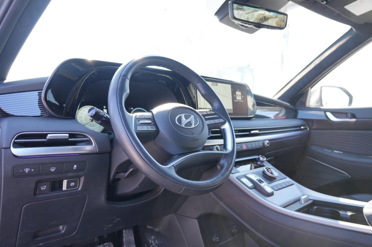 2024 Hyundai PALISADE Ultimate Calligraphy 7-Passenger AWD Photo