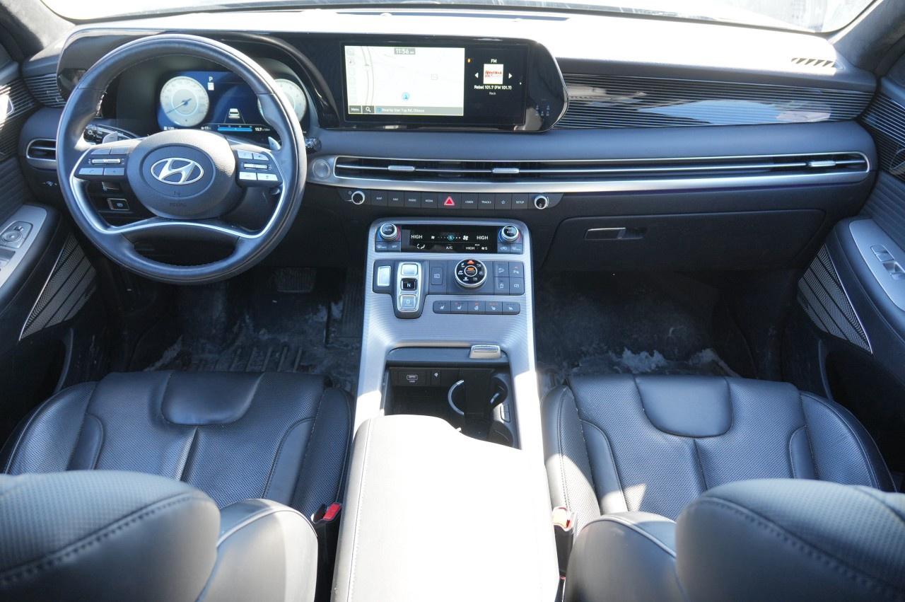 2024 Hyundai PALISADE Ultimate Calligraphy 7-Passenger AWD Photo