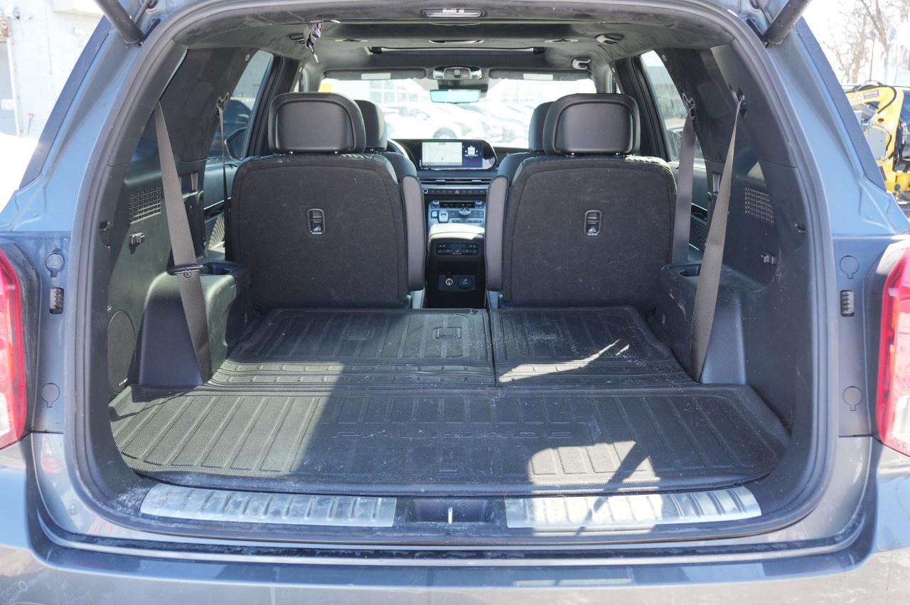 2024 Hyundai PALISADE Ultimate Calligraphy 7-Passenger AWD Photo