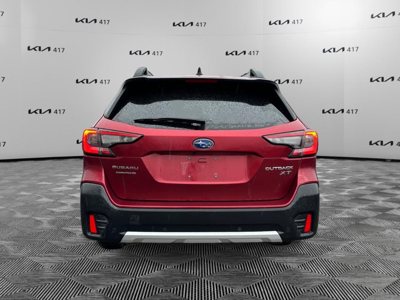 2020 Subaru Outback 2.4i Limited XT Photo3