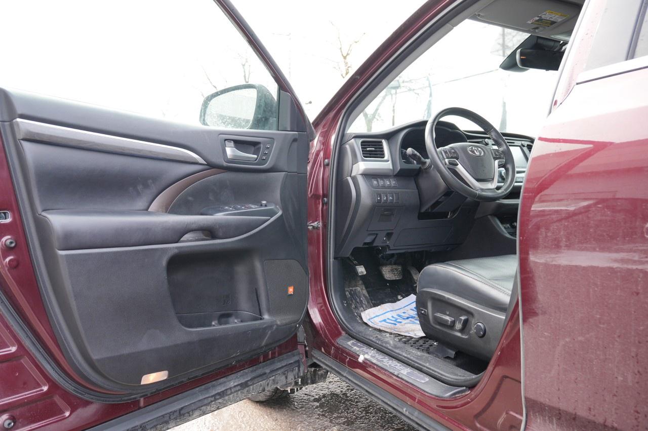 2019 Toyota Highlander AWD limited Photo