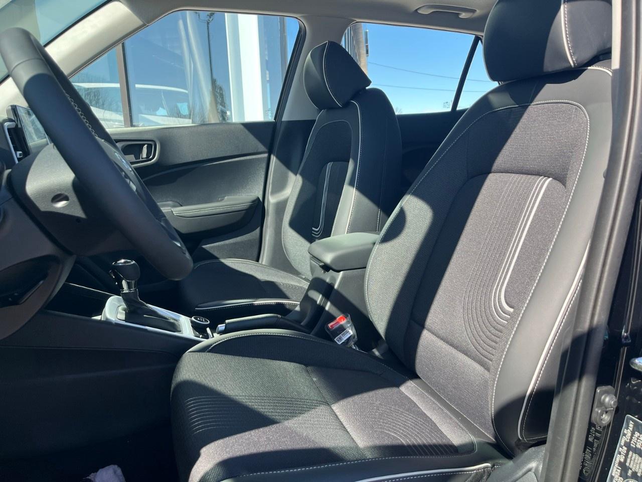 2026 Hyundai Venue Ultimate IVT w/Black Interior Photo