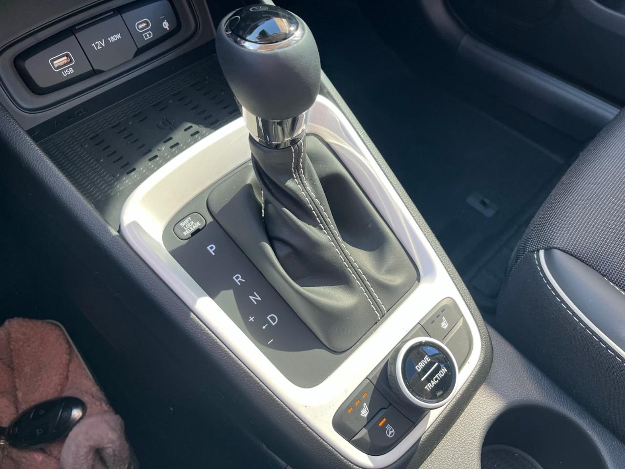 2026 Hyundai Venue Ultimate IVT w/Black Interior Photo