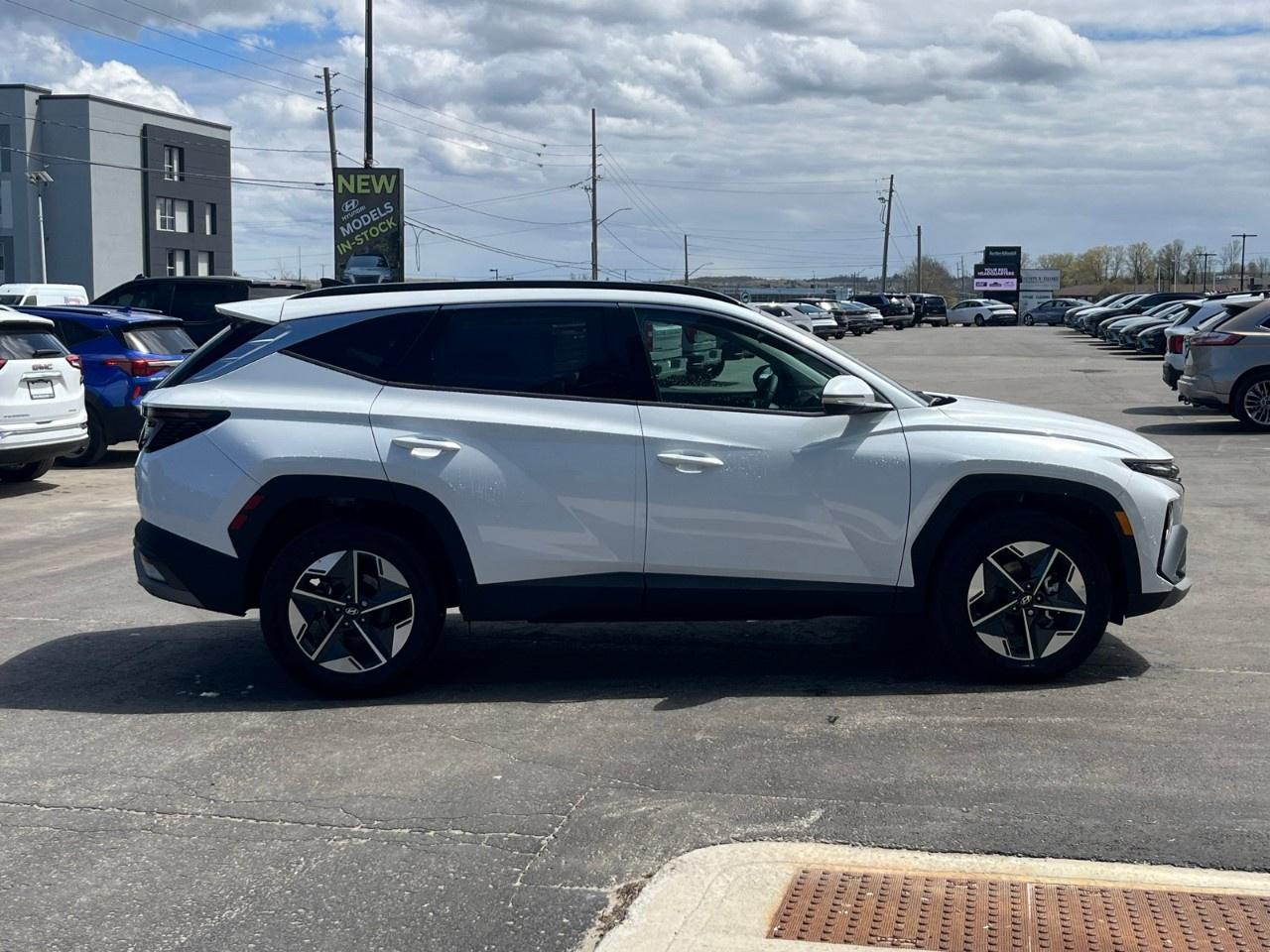 2026 Hyundai Tucson Preferred AWD w/Trend Pkg [TUCWDK2EPMTM] Photo
