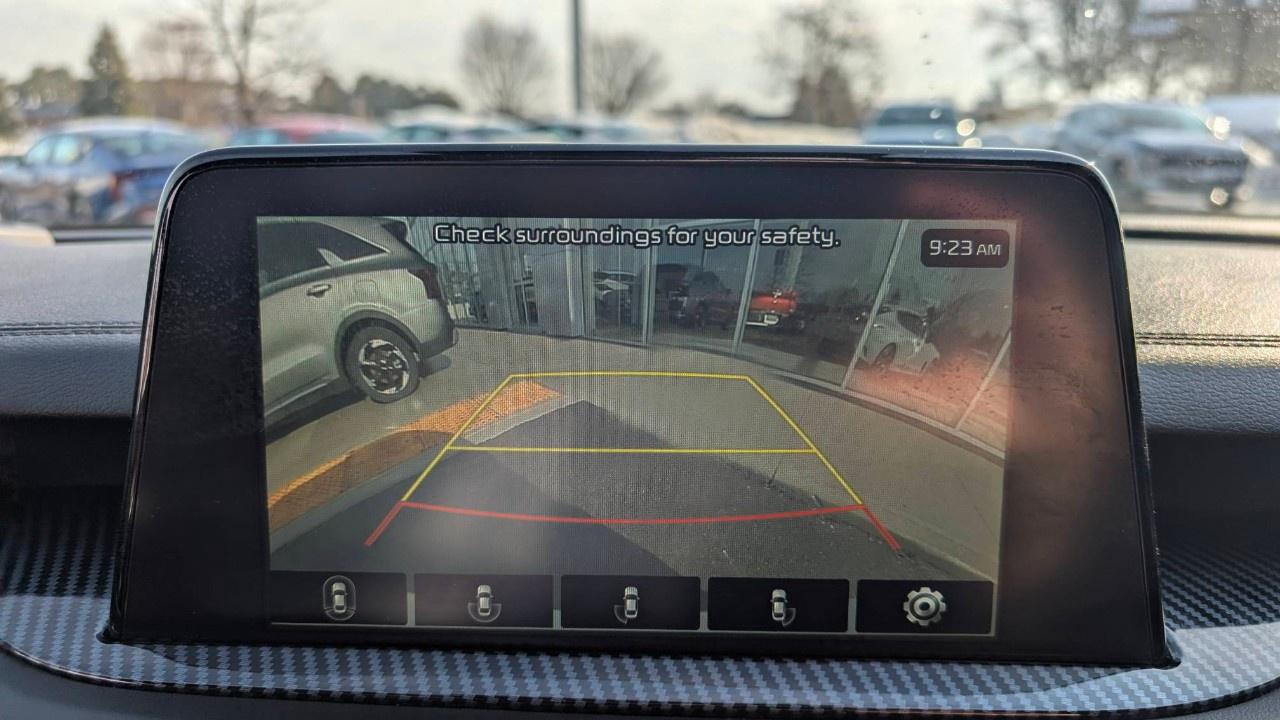 13669862