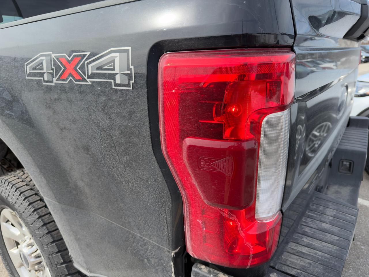 2018 Ford F-250 XLT 603A|PREM PKG|CONSOLE|HEATED STS|TONNEAU|SVC RECOR Photo