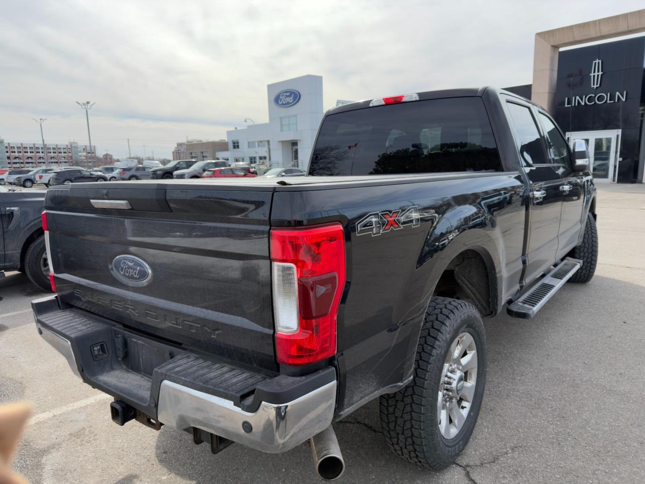 2018 Ford F-250 XLT 603A|PREM PKG|CONSOLE|HEATED STS|TONNEAU|SVC RECOR Photo