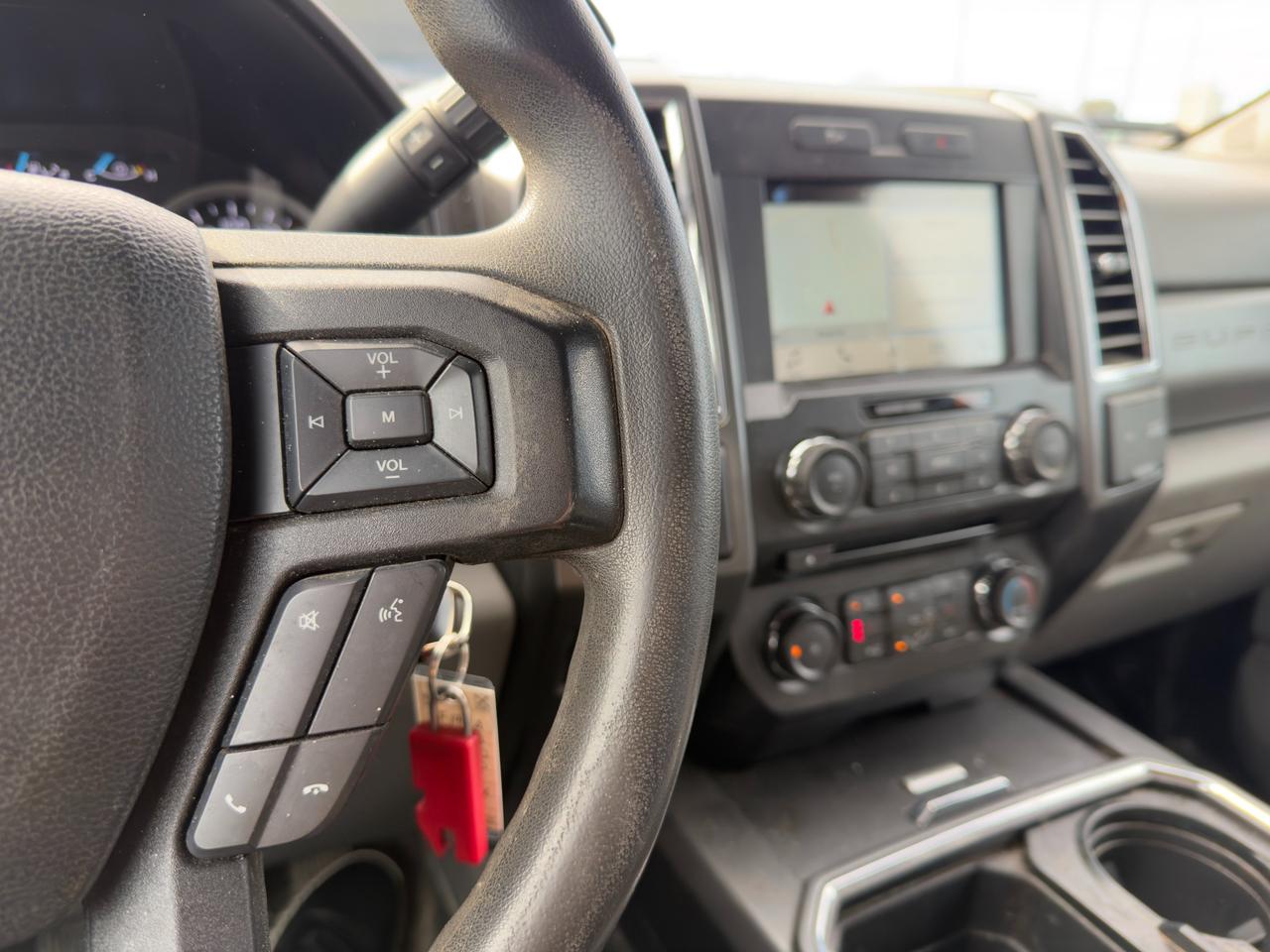 2018 Ford F-250 XLT 603A|PREM PKG|CONSOLE|HEATED STS|TONNEAU|SVC RECOR Photo