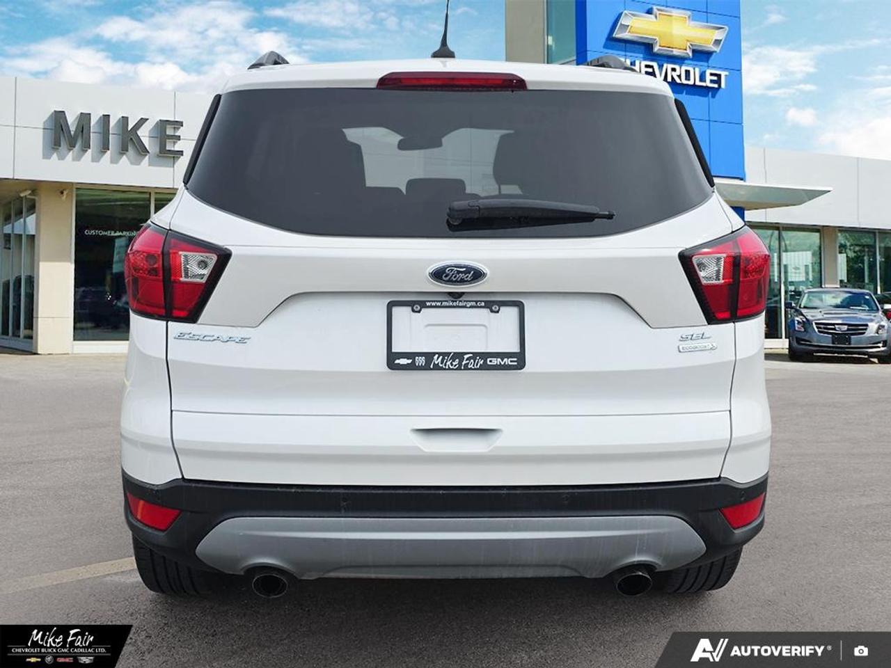 2019 Ford Escape SEL Leather Trimmed Heated Front Bucket Seats, Leather Wrapped Steerting Wheel Photo4