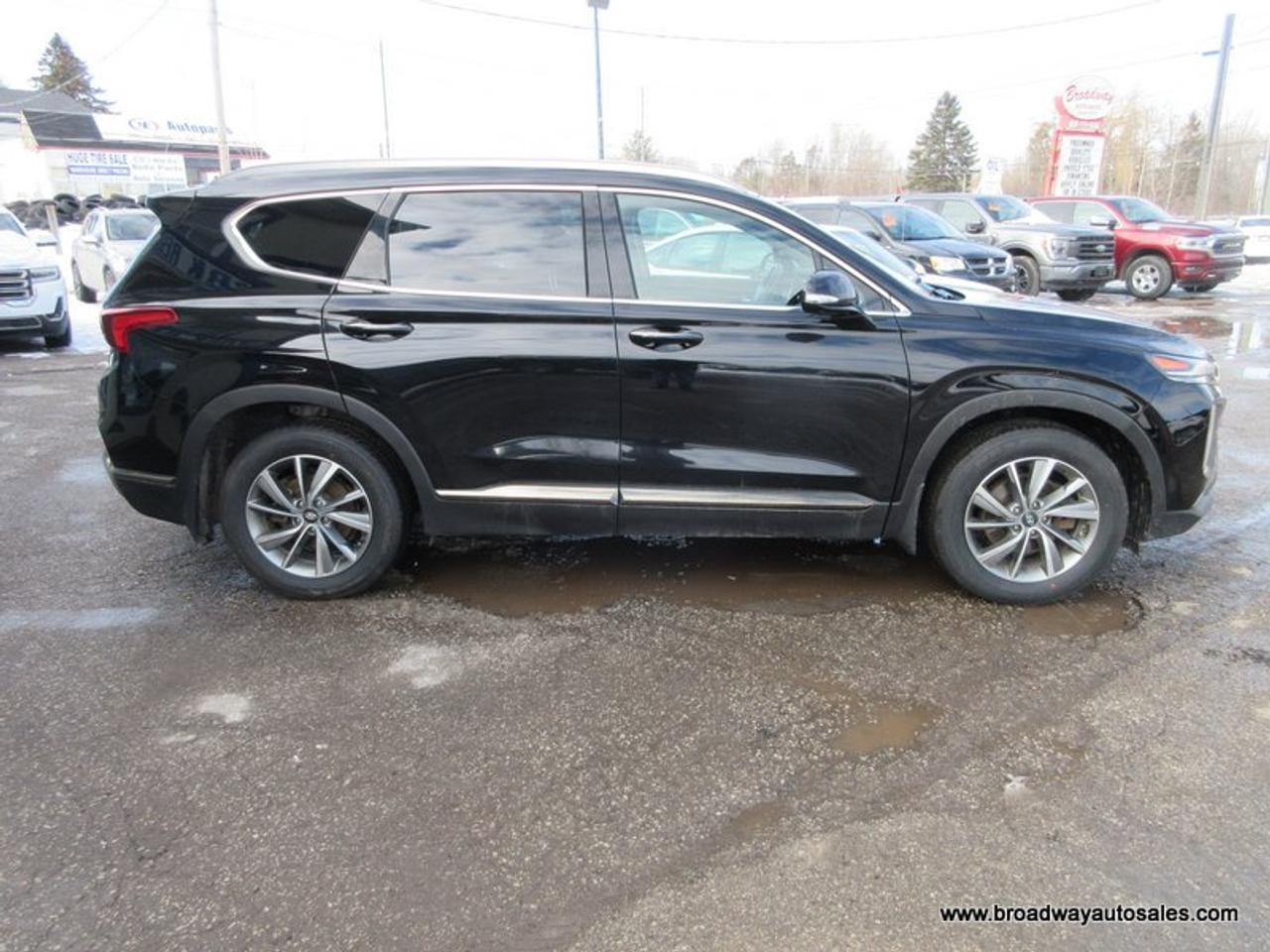 2019 Hyundai Santa Fe ALL-WHEEL DRIVE SEL-MODEL 5 PASSENGER 2.0L - TURBO.. DRIVE-MODE-SELECT.. PANORAMIC SUNROOF.. LEATHER.. HEATED SEATS & WHEEL.. Photo