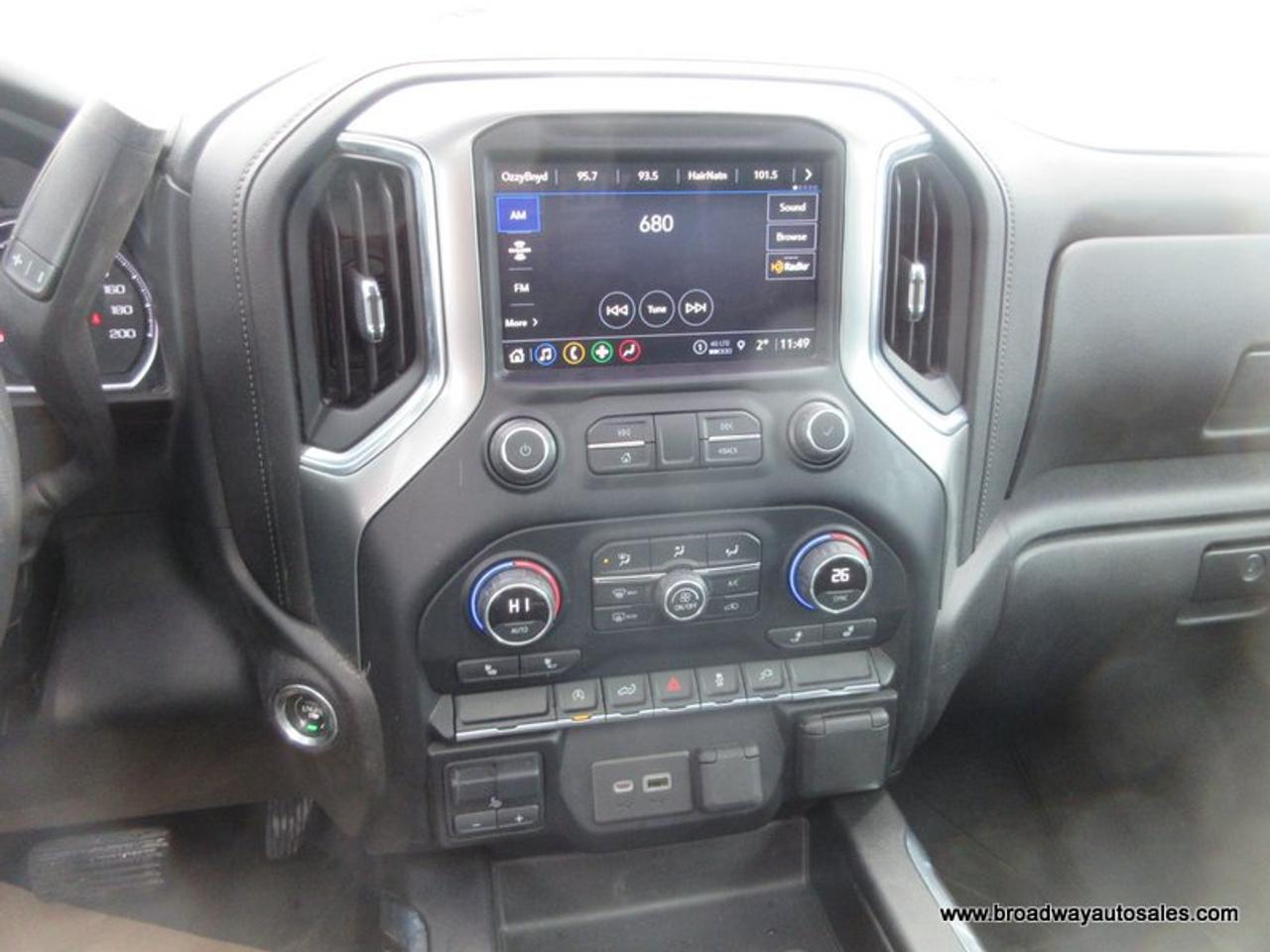 2021 Chevrolet Silverado 1500 GREAT VALUE RST-EDITION 5 PASSENGER 3.0L - DURAMAX.. 4X4.. CREW-CAB.. SHORTY.. POWER SUNROOF.. LEATHER.. HEATED SEATS & WHEEL.. Photo