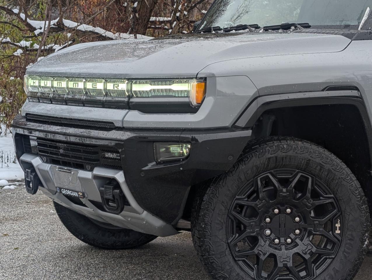 2026 GMC HUMMER EV SUV 2X Photo