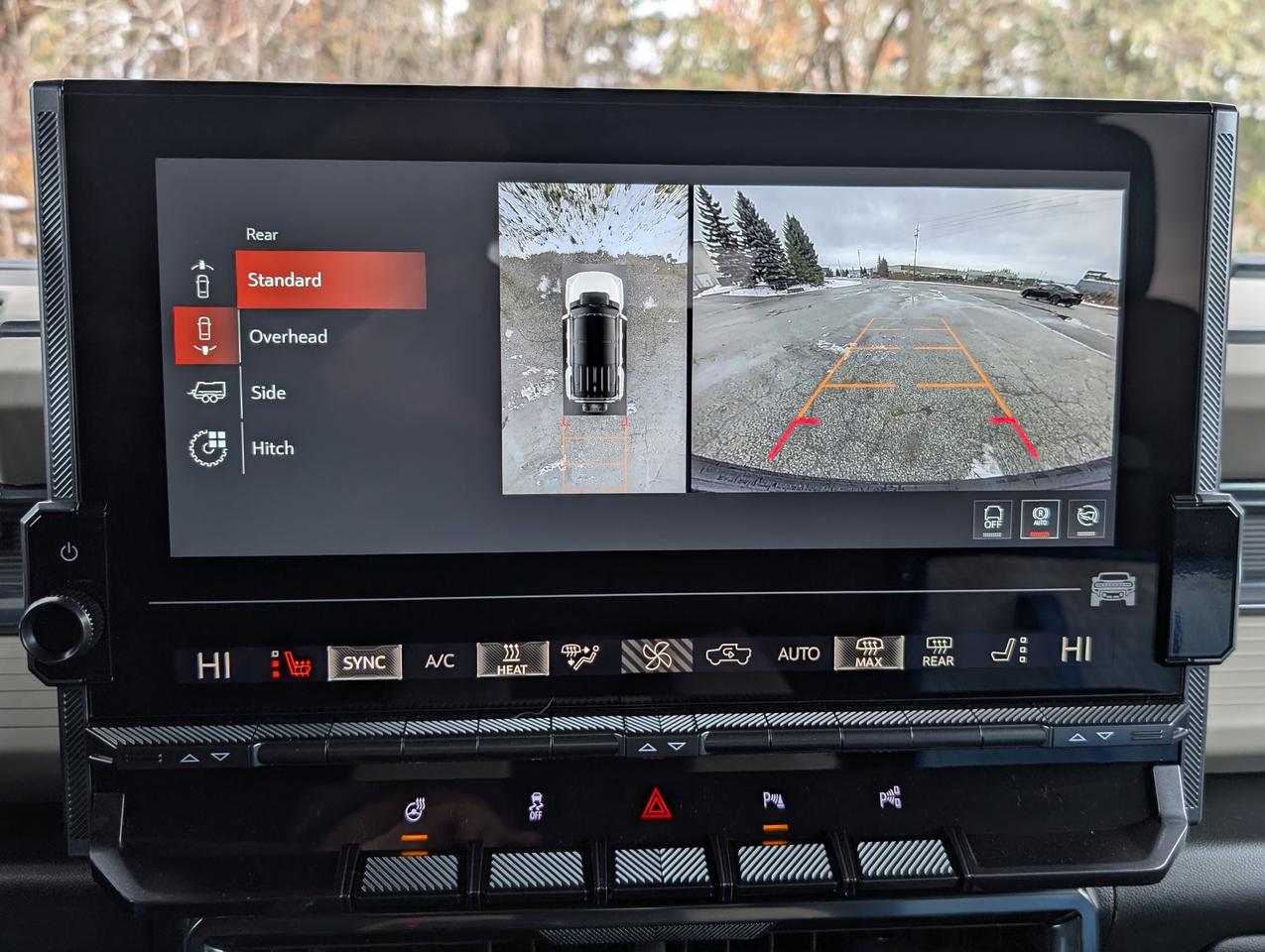 2026 GMC HUMMER EV SUV 2X Photo