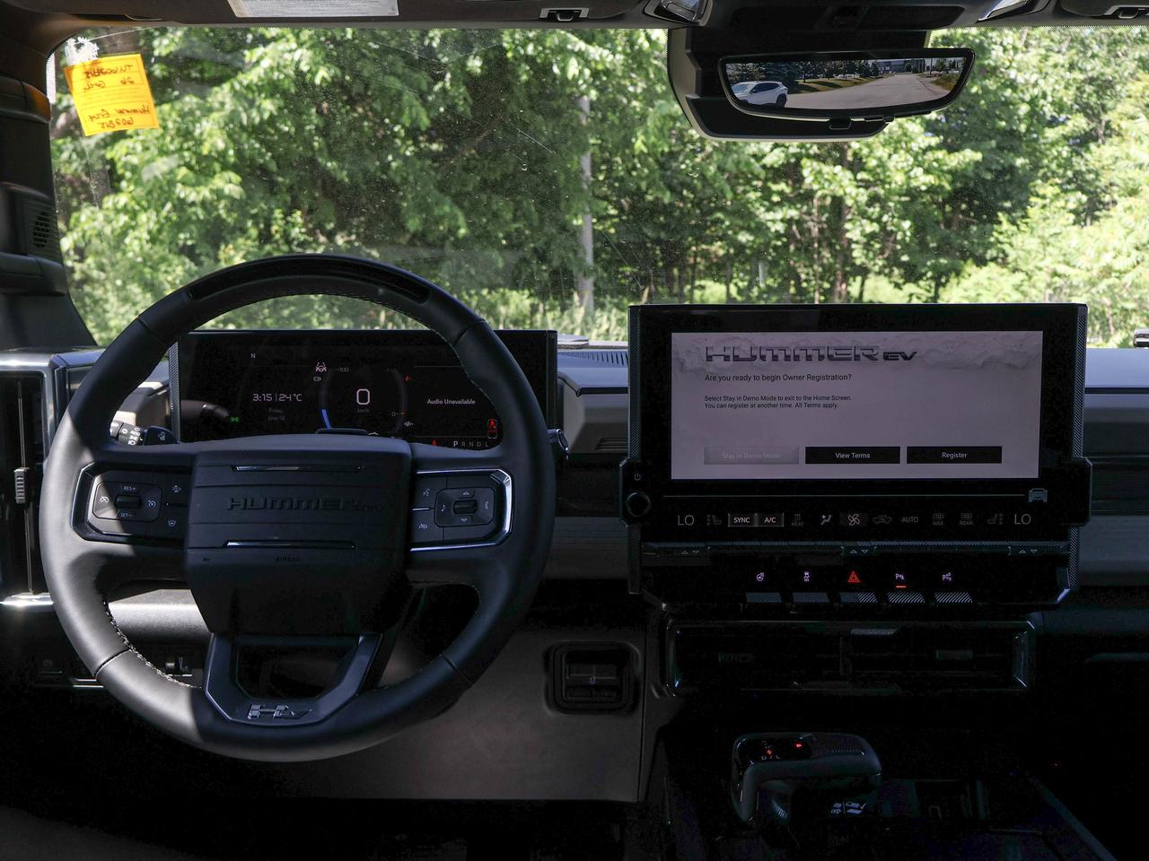 2026 GMC HUMMER EV SUV 2X Photo
