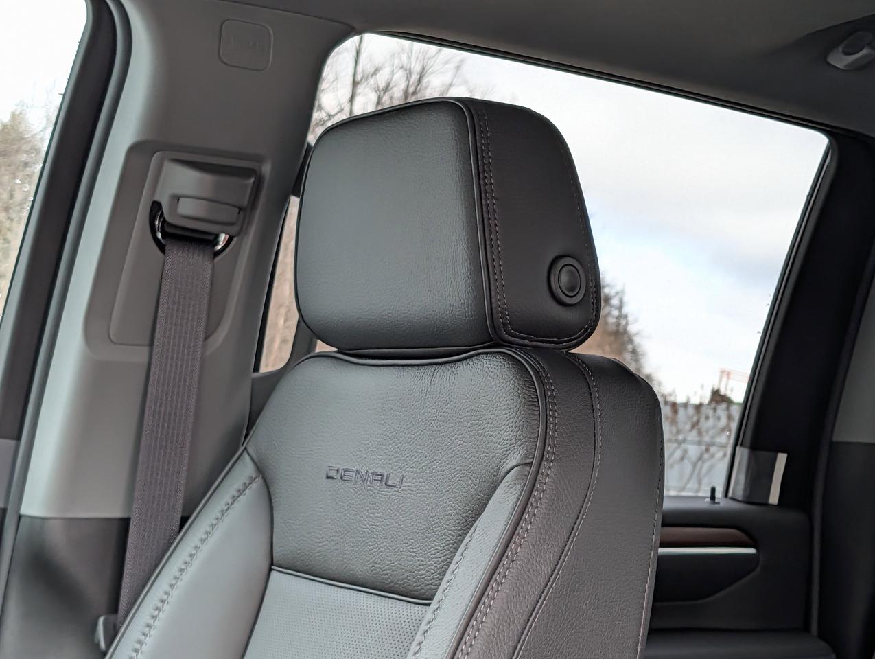 2026 GMC SIERRA 2500HD DENALI Photo