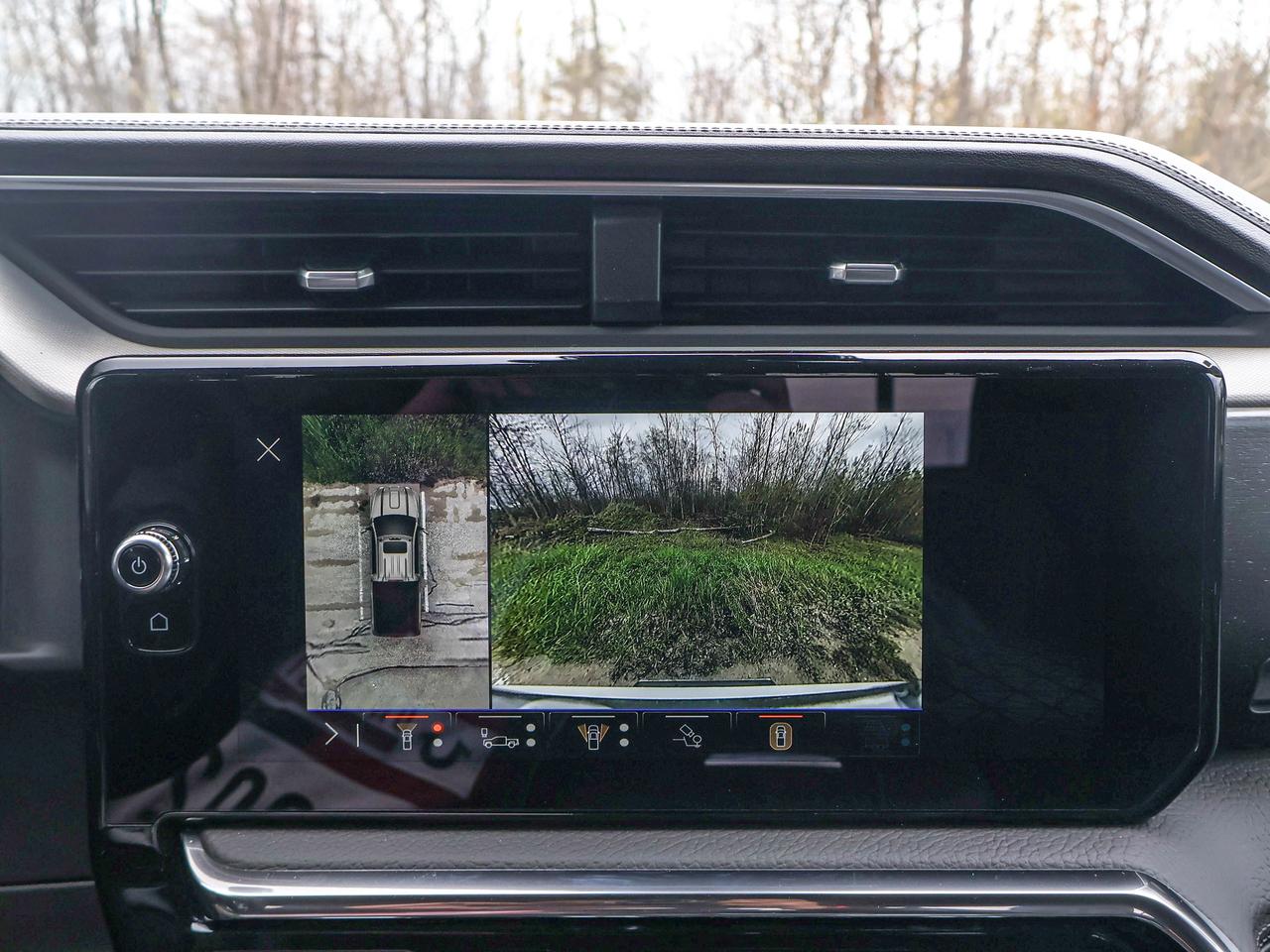 2026 GMC SIERRA 2500HD DENALI Photo
