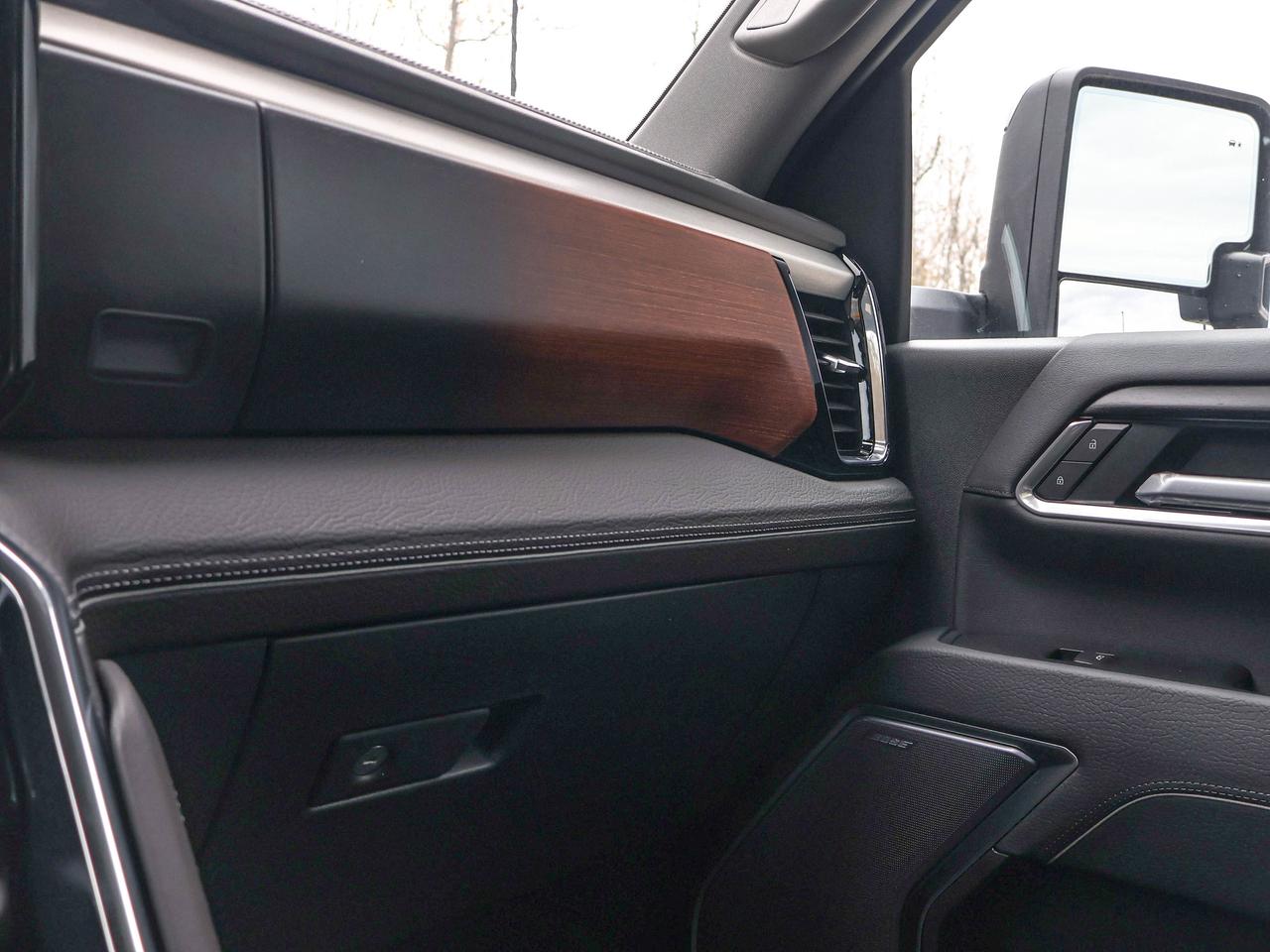 2026 GMC SIERRA 2500HD DENALI Photo
