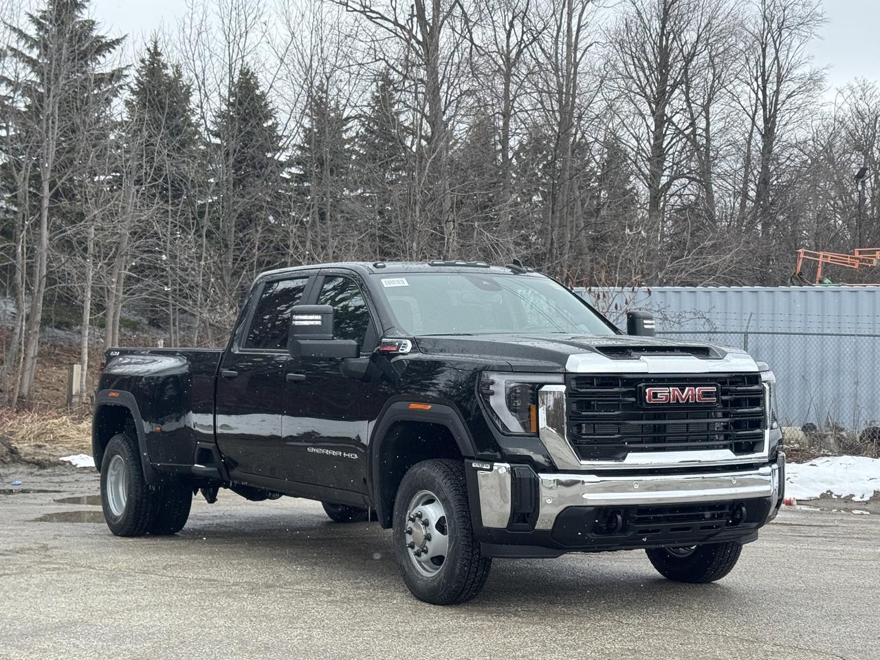 2026 GMC Sierra 3500HD Pro Photo