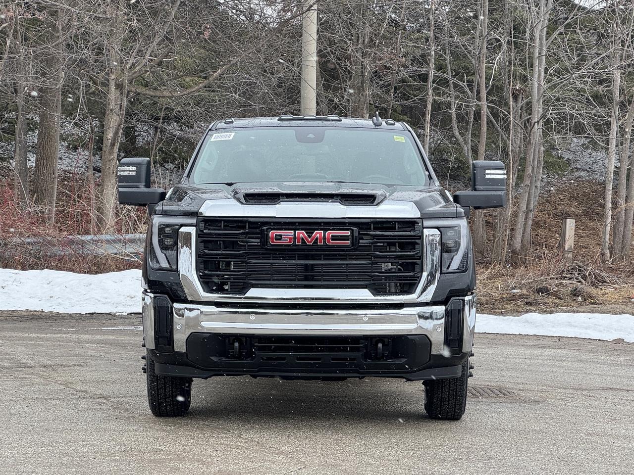 2026 GMC Sierra 3500HD Pro Photo
