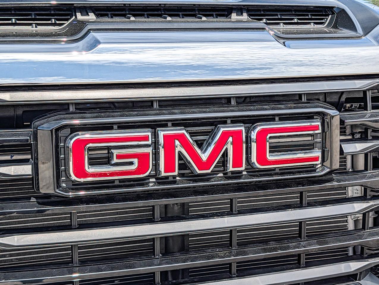 2026 GMC Sierra 3500HD Pro Photo