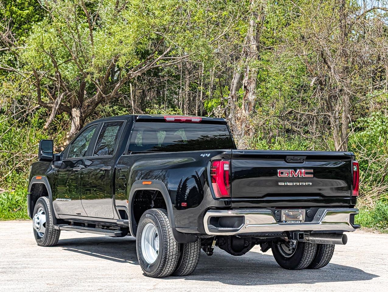 2026 GMC Sierra 3500HD Pro Photo