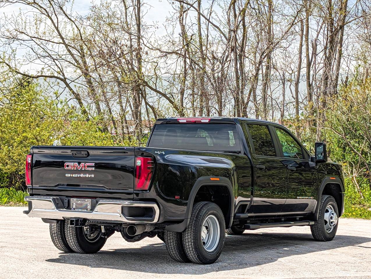 2026 GMC Sierra 3500HD Pro Photo