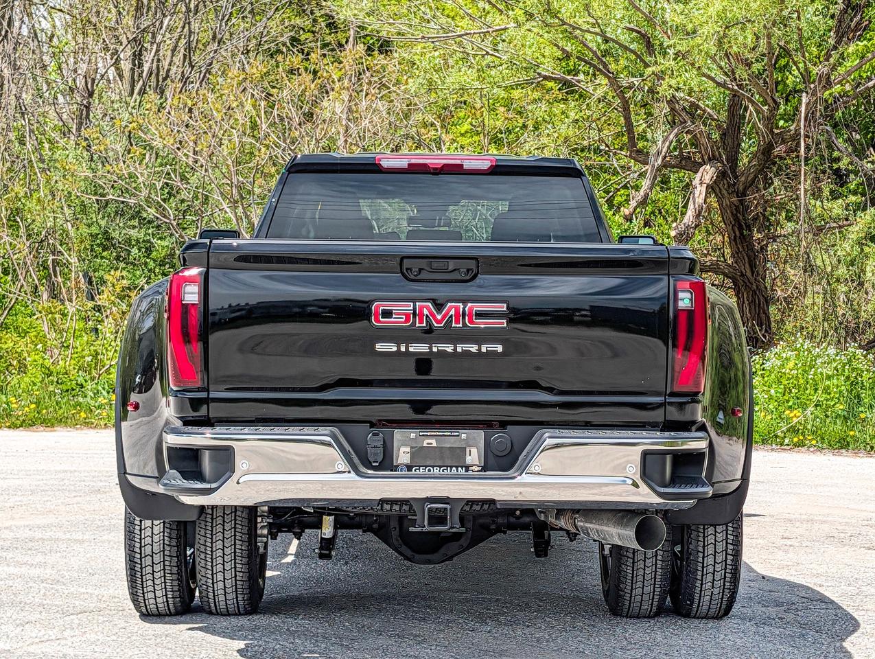 2026 GMC Sierra 3500HD Pro Photo