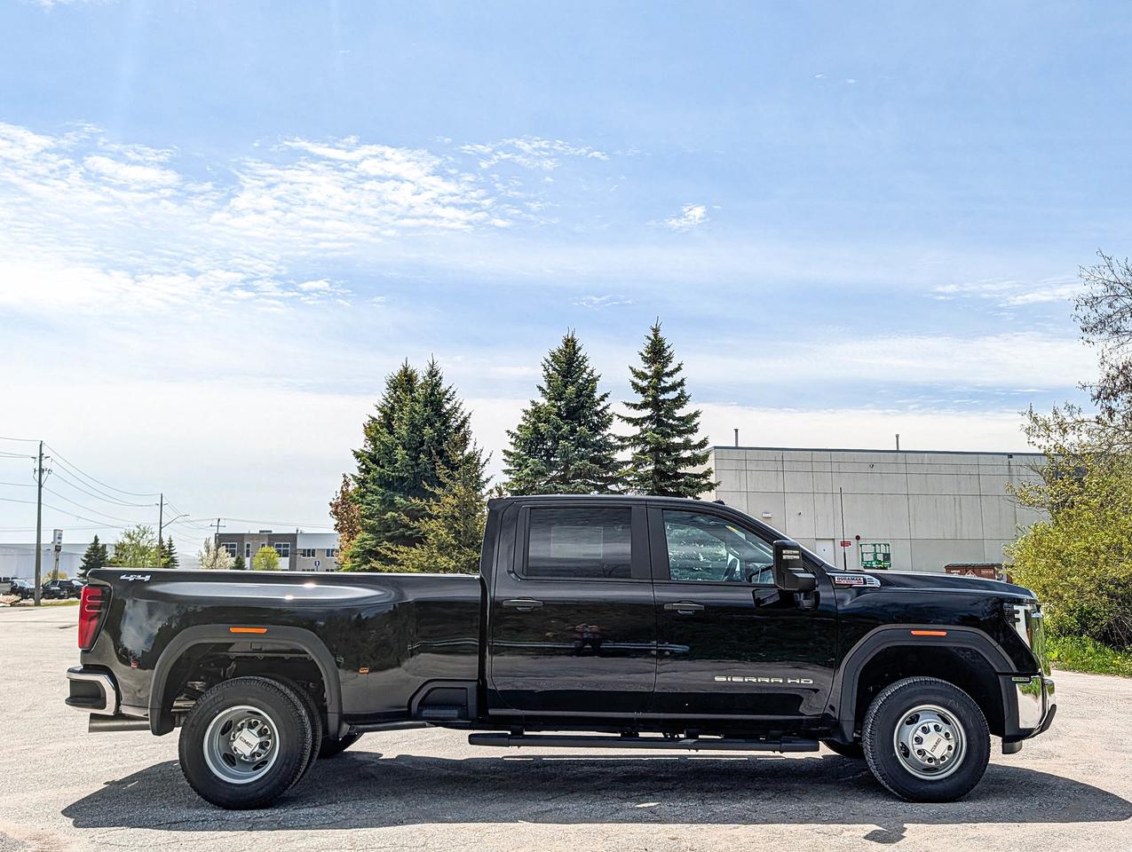 2026 GMC Sierra 3500HD Pro Photo