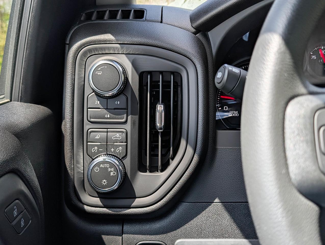 2026 GMC Sierra 3500HD Pro Photo