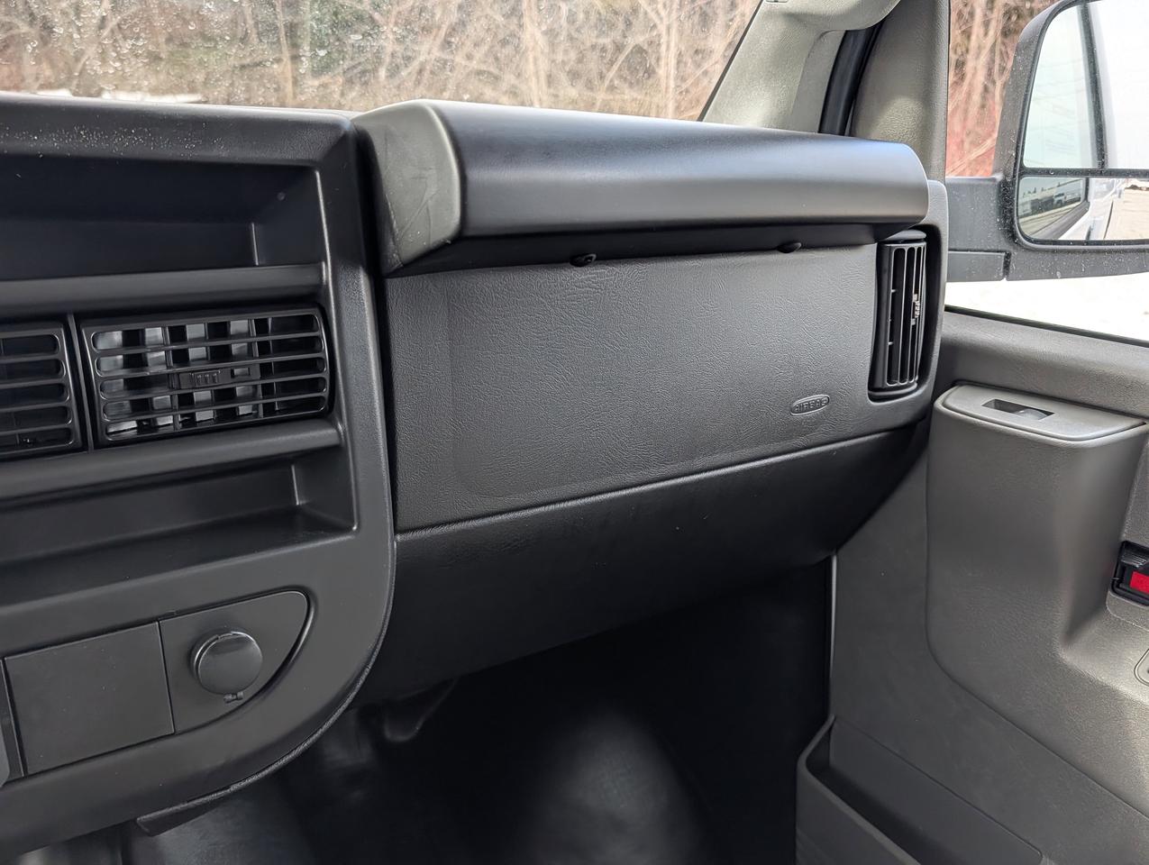2026 Chevrolet Express Cargo Van  Photo