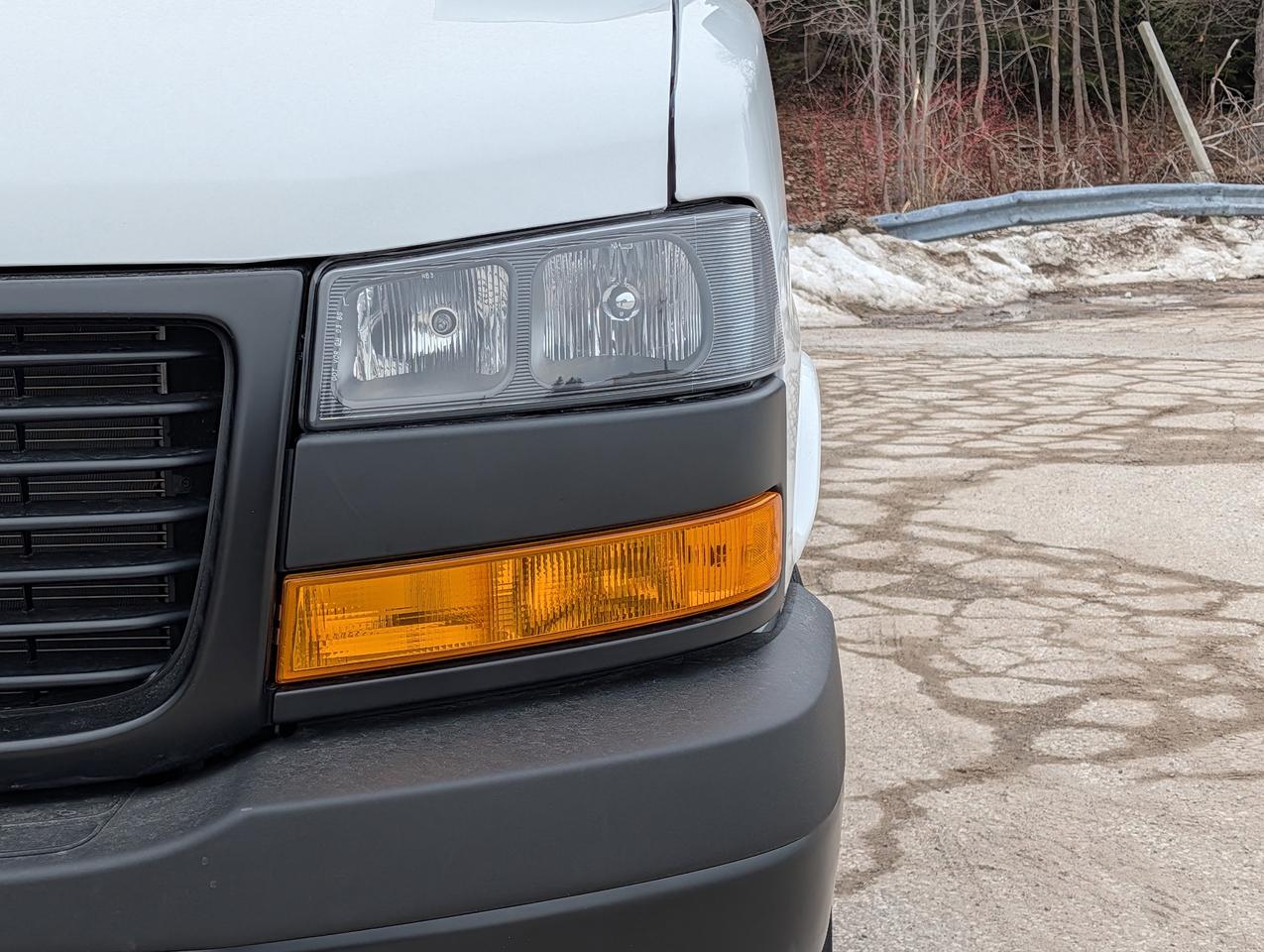 2026 GMC Savana Cargo Van  Photo4