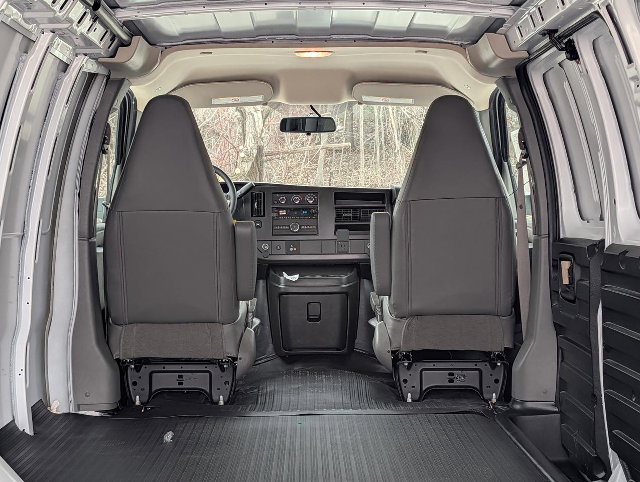 2026 GMC Savana Cargo Van  Photo