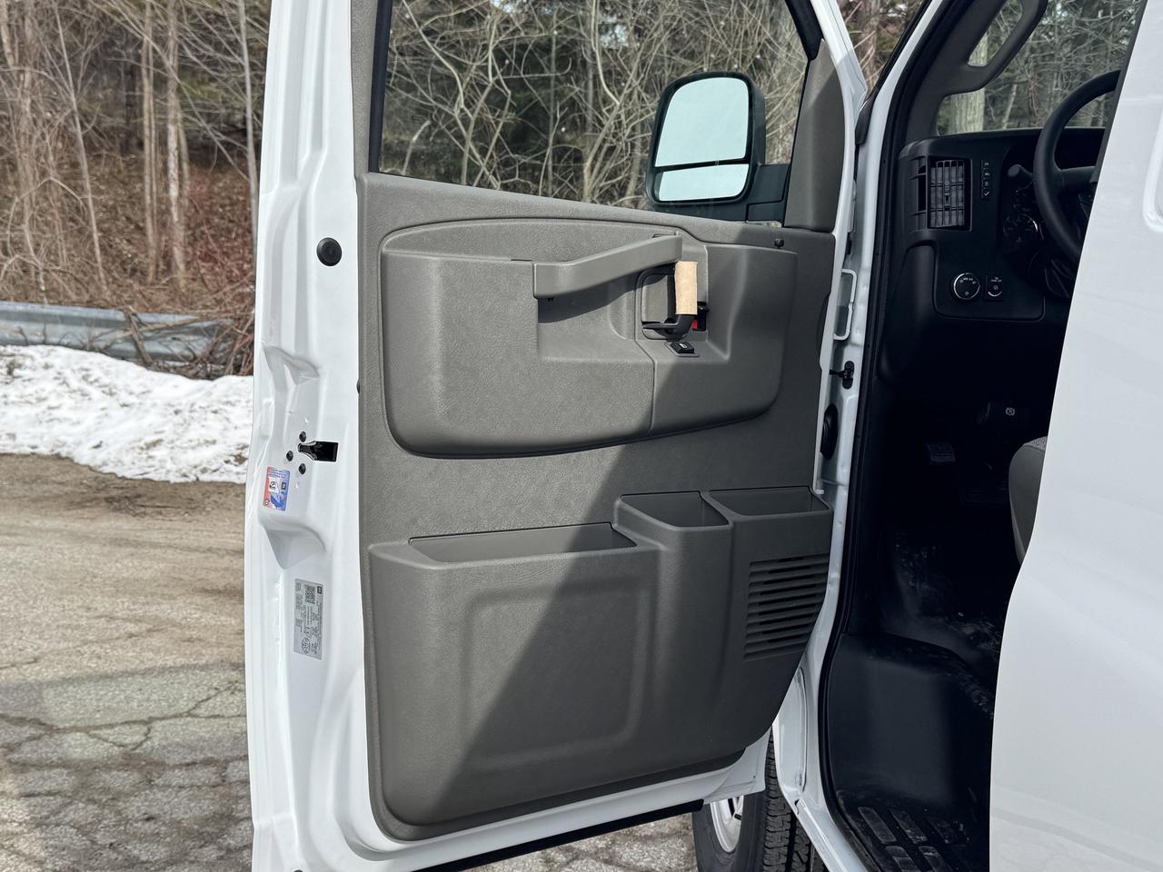 2026 GMC Savana Cargo Van  Photo