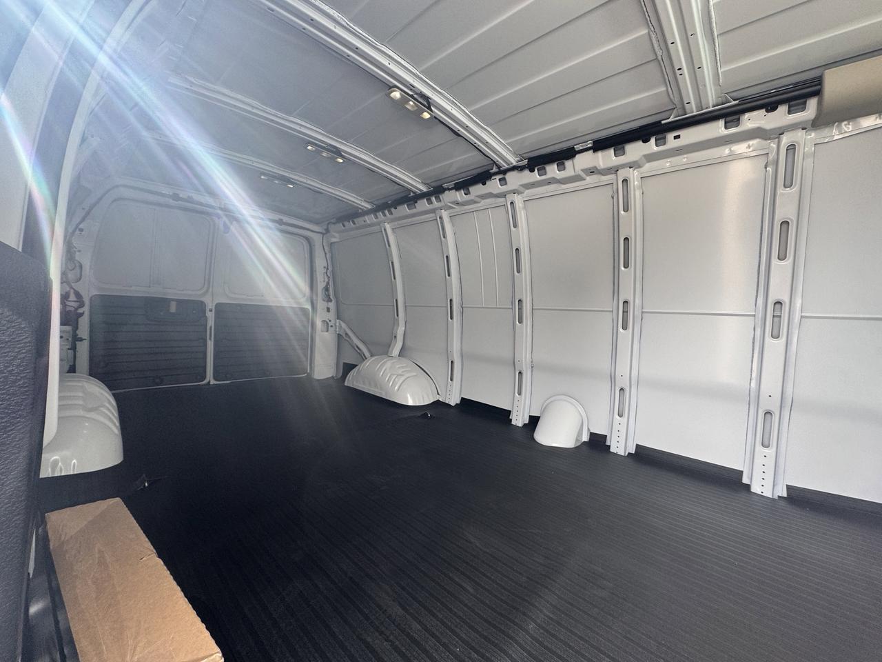 2026 GMC Savana Cargo Van  Photo