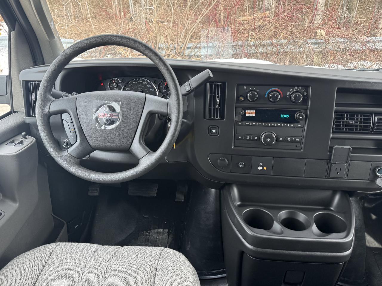 2026 GMC Savana Cargo Van  Photo