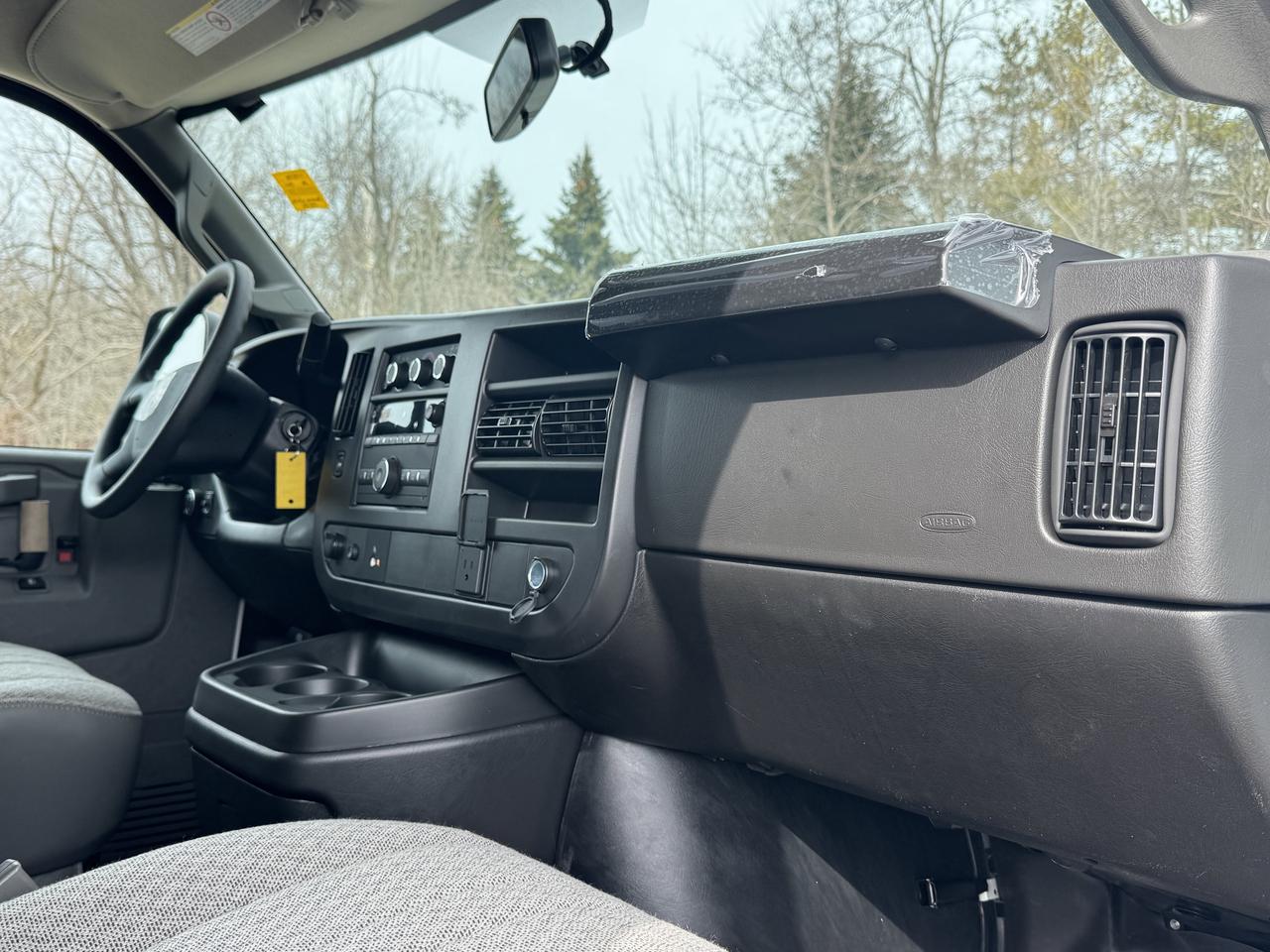 2026 GMC Savana Cargo Van  Photo