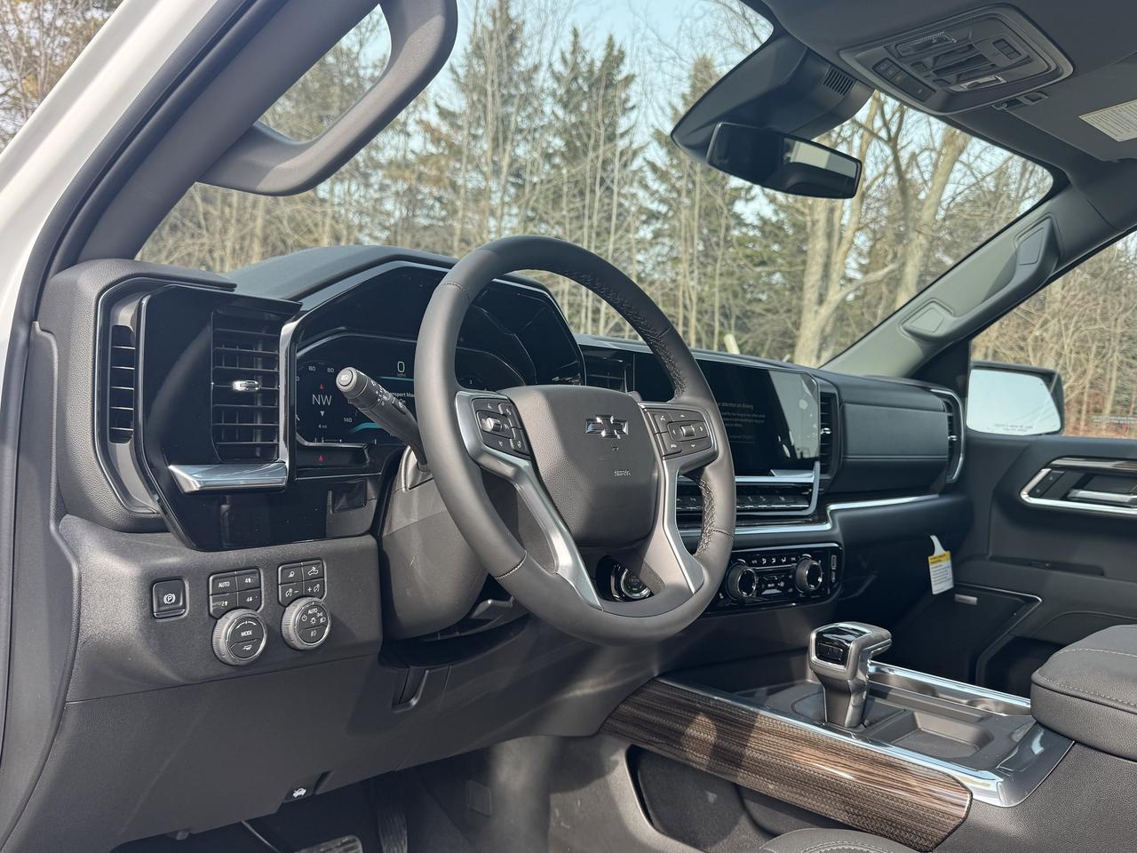 2026 Chevrolet Silverado 1500 RST Photo