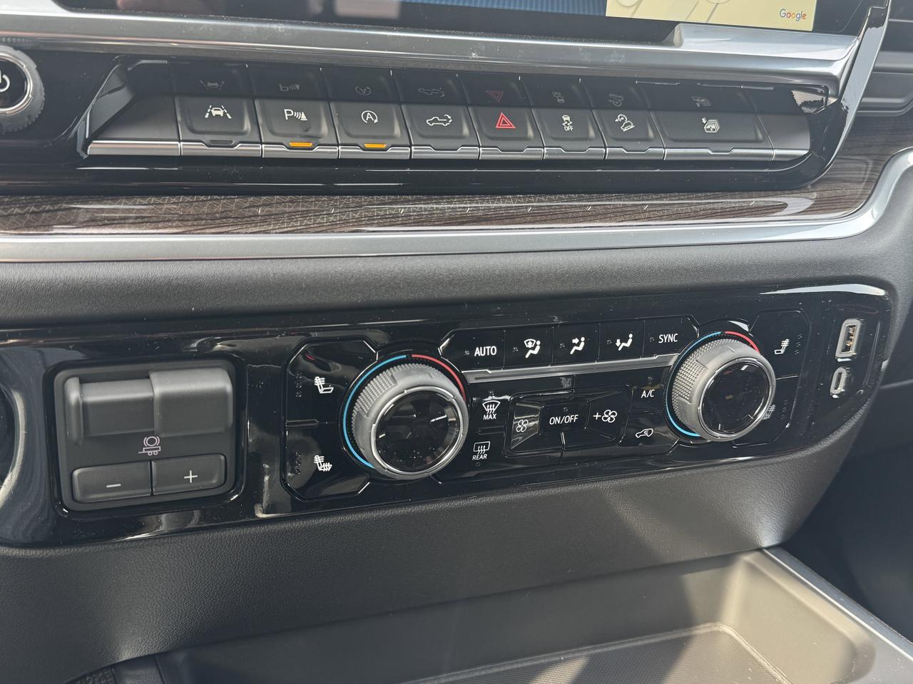 2026 Chevrolet Silverado 1500 RST Photo