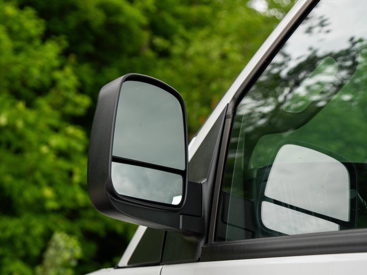 2026 Chevrolet Express Cargo Van  Photo