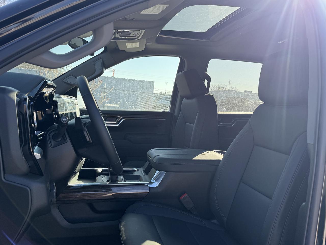 2026 Chevrolet Silverado 1500 RST Photo